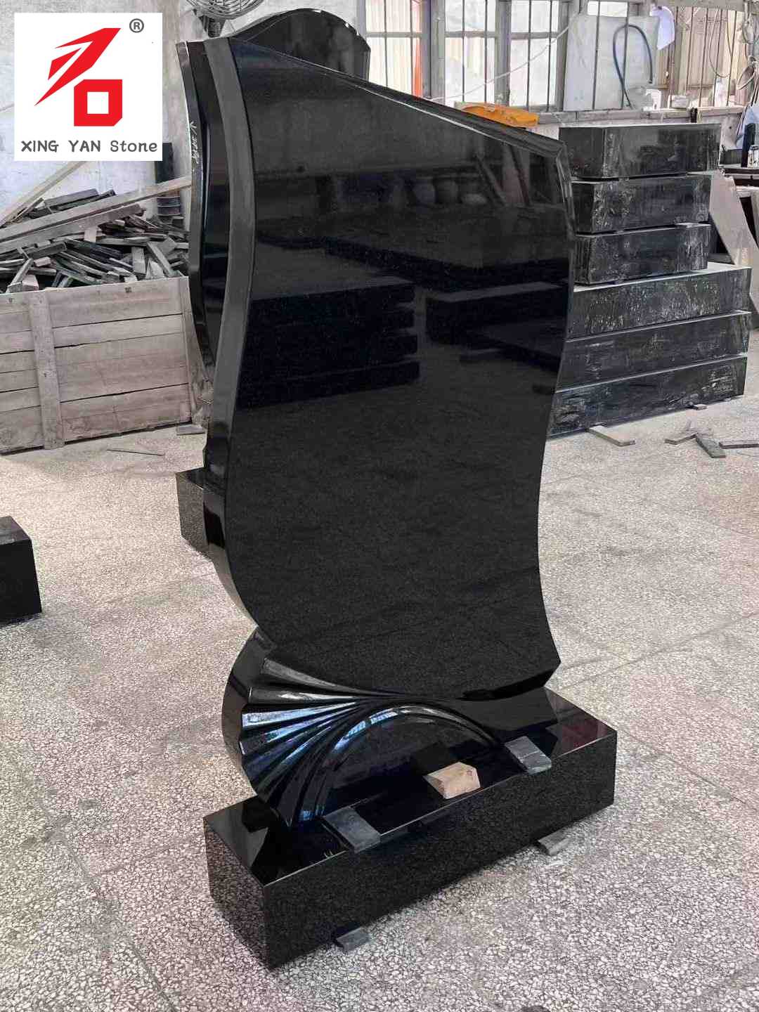 Bia mộ nghệ thuật hình đen