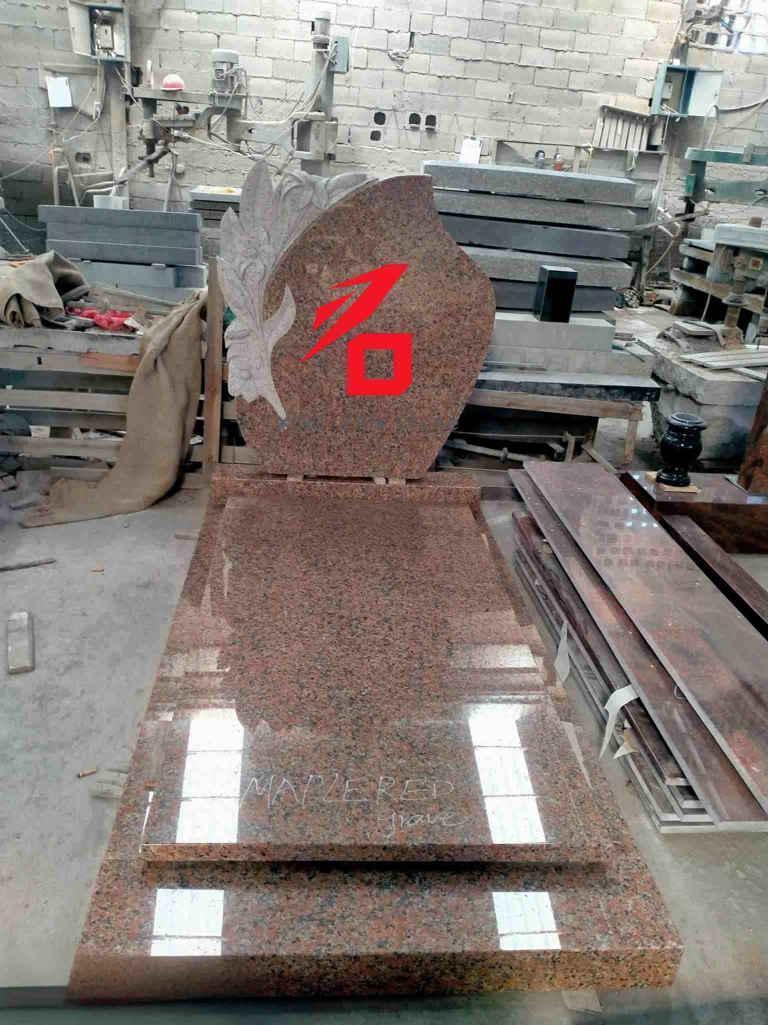 Bia mộ nghệ thuật bằng đá granite đỏ lá phong